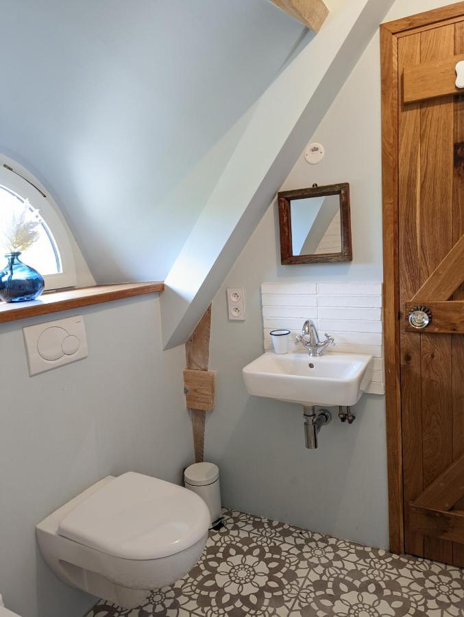 Vakantiehuis Maison Typique Bretonne Avec Toit De Chaume *