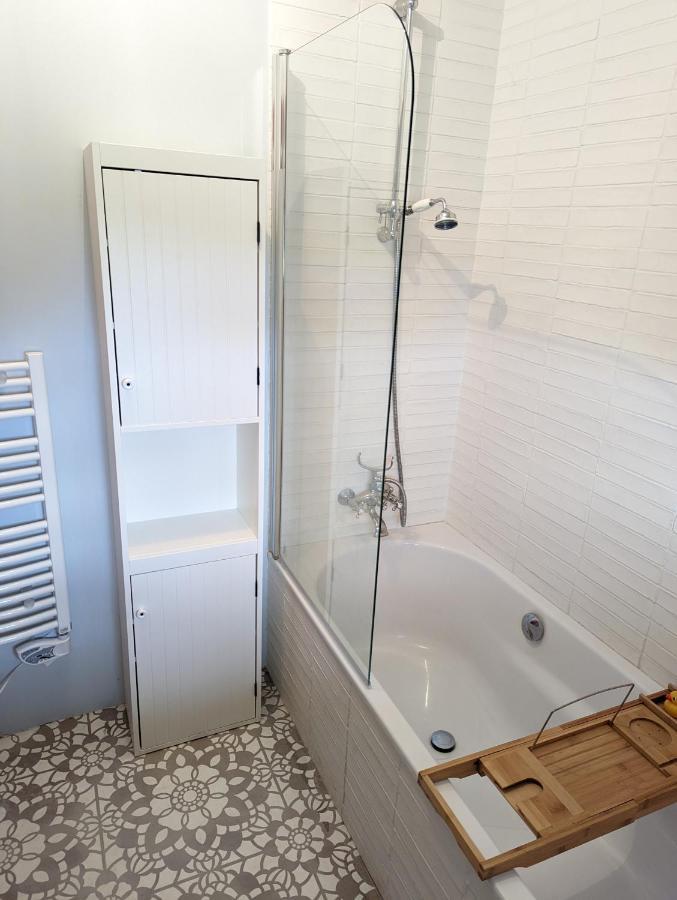 Maison Typique Bretonne Avec Toit De Chaume Holiday home *
